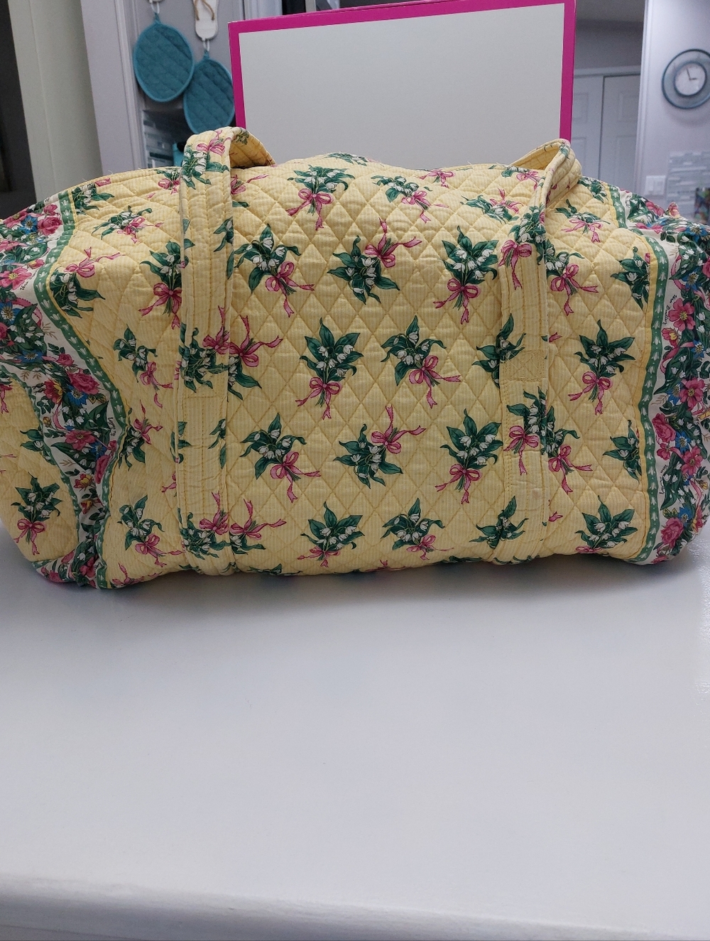 Vera Bradley XL Duffel Vintage Hope Yellow - Picture 3 of 6
